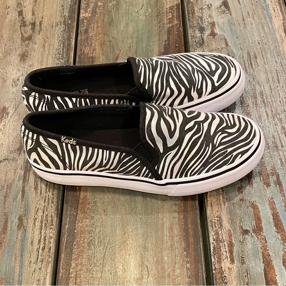 Keds Double Decker Zebra Canvas Slip On Shoes Womens Size 5 Dream Foam Sneakers